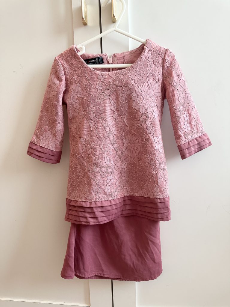 Preloved baju kurung