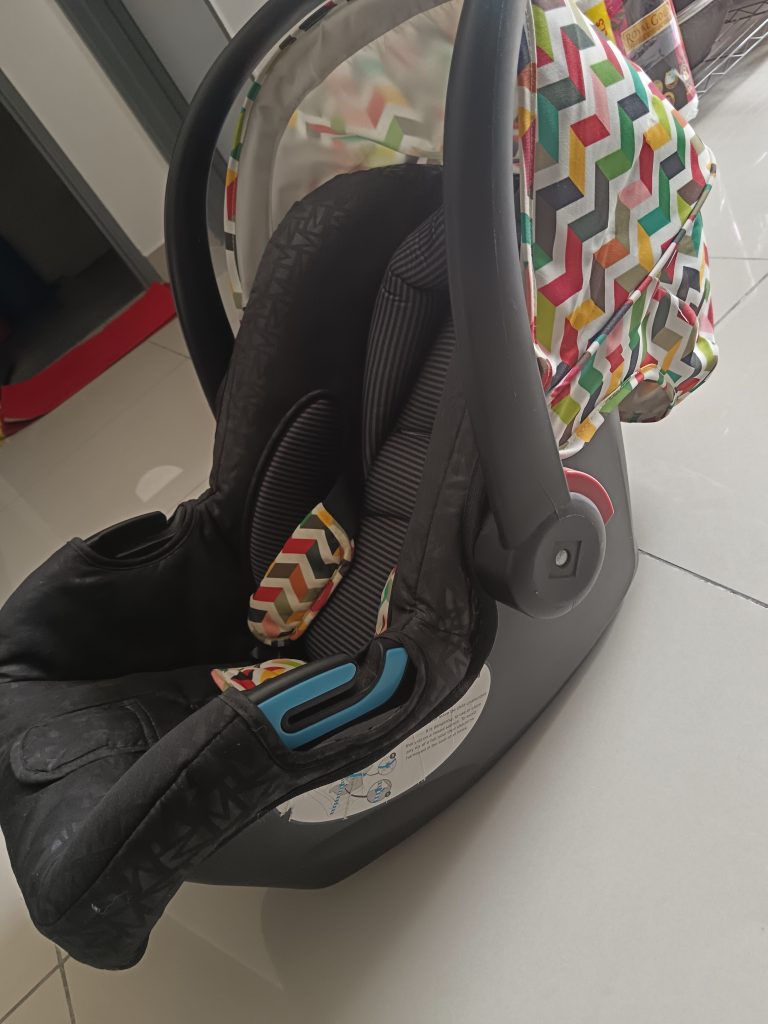 Car seat Sweet cherry