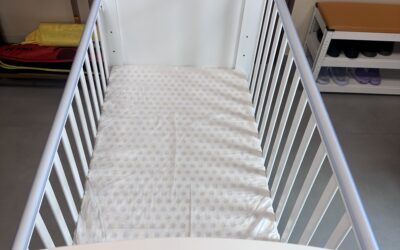 Baby Cot Meranti Wood